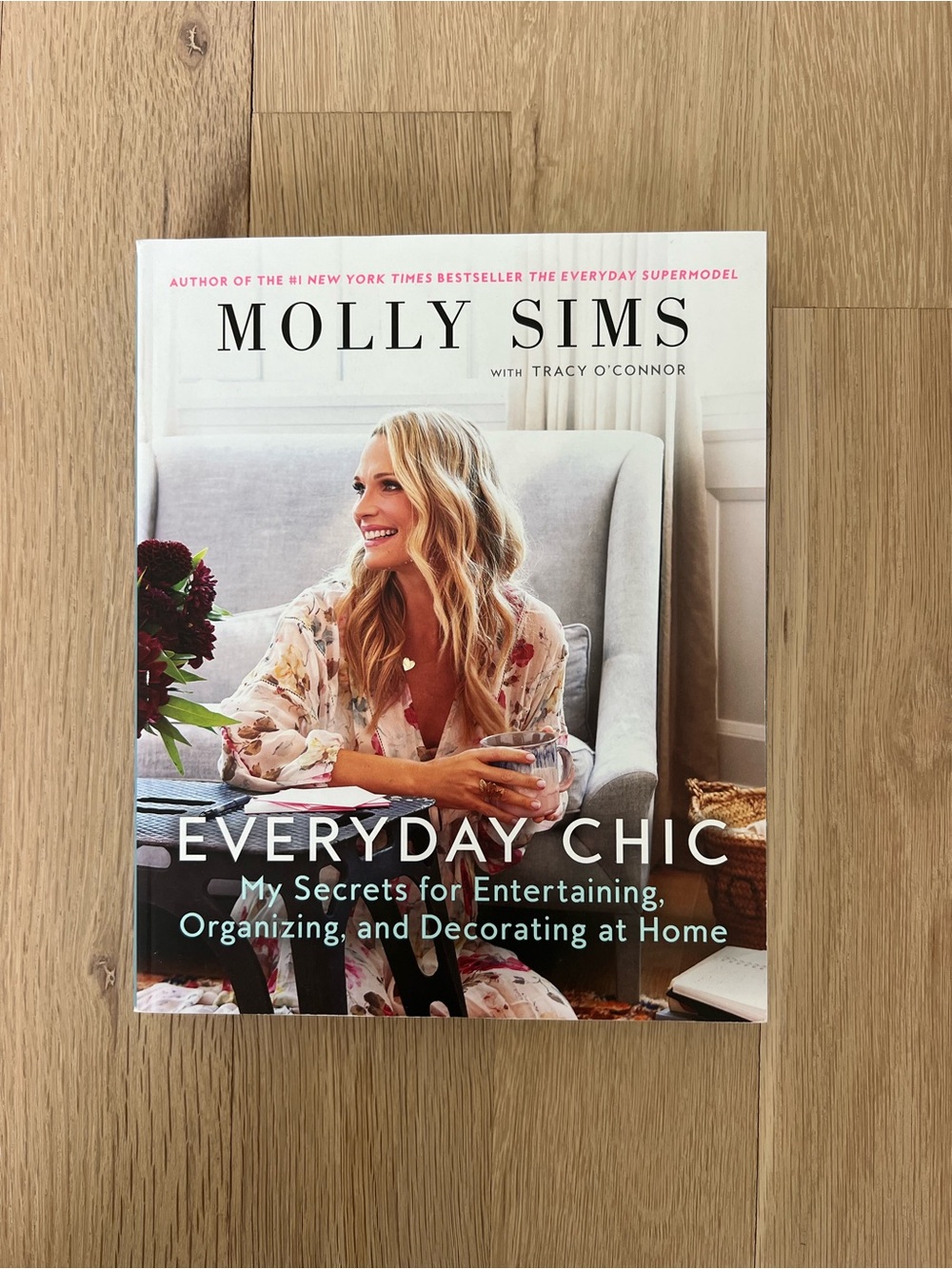 Molly Sims "Everyday Chic" - coffee table book